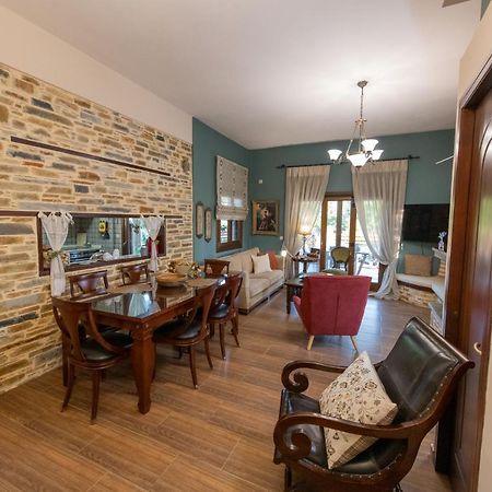 Villa Filyra กาโตกัตซา ภายนอก รูปภาพ